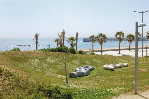 Sant Adria Beach Apartment Wi-Fi Parking Free サン・アドリア・デ・ベソス エクステリア 写真